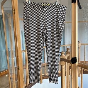 Betabrand Catstooth pattern cigarette pants. XL petite
